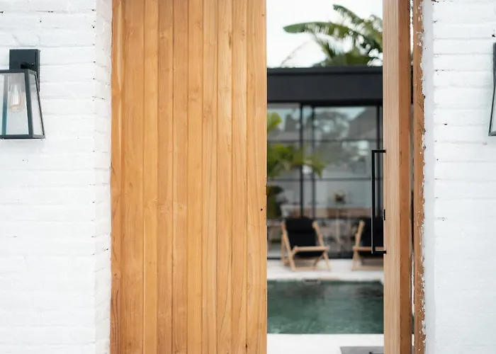 Enda Tiga 3 Bedroom Private Villa Canggu